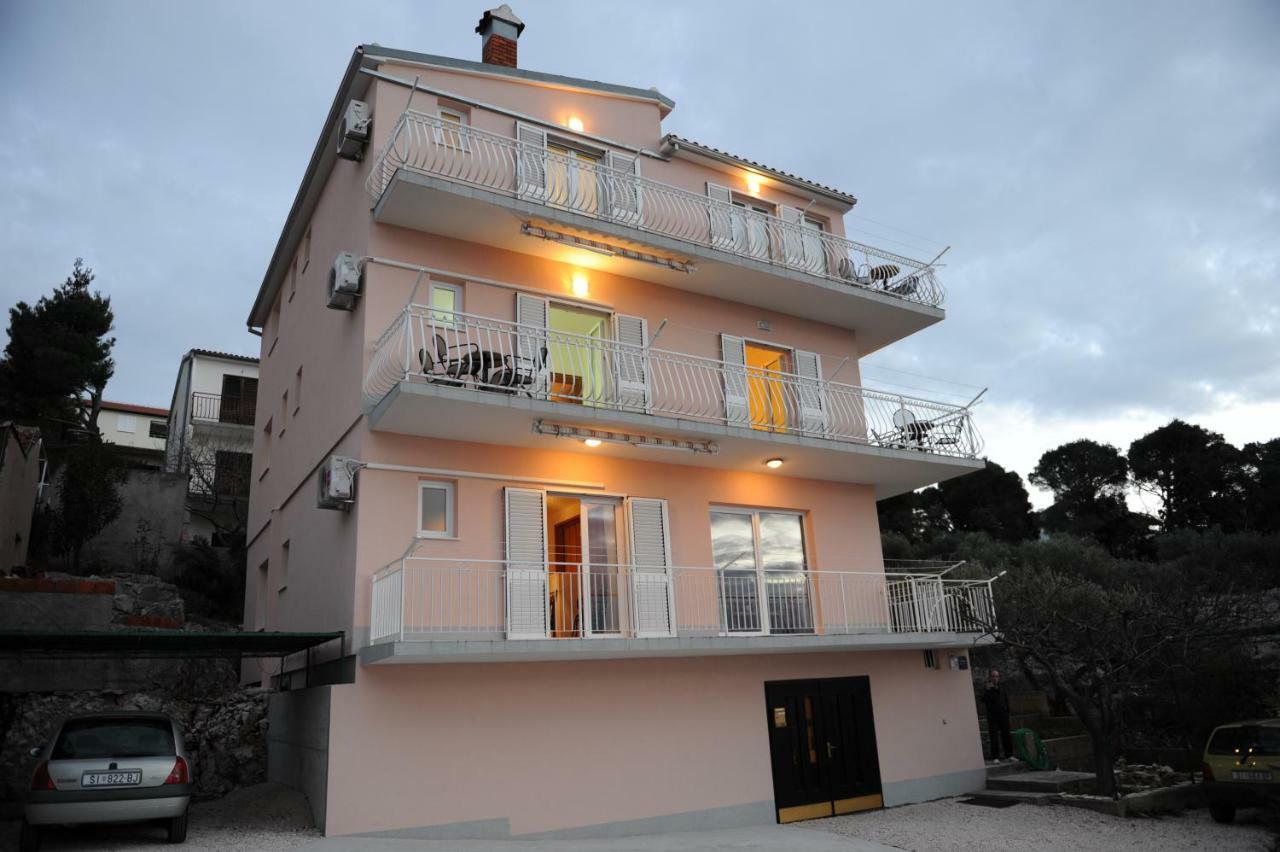Apartmani Vesna Milisa 프리모스턴 외부 사진